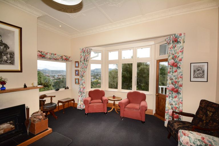 Photo of property in 40 Tomahawk Road, Andersons Bay, Dunedin, 9013