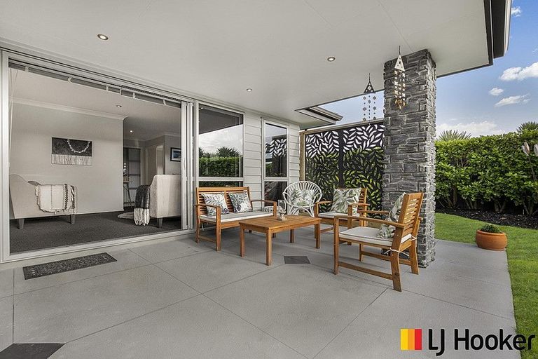 Photo of property in 6 Mirabell Place, Patumahoe, Pukekohe, 2679