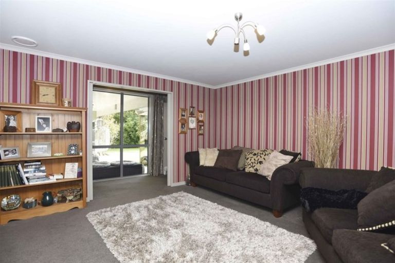 Photo of property in 56 Marama Avenue South, Otatara, Invercargill, 9879