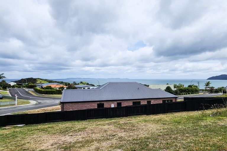 Photo of property in 1 Midgard Road, Coopers Beach, 0420