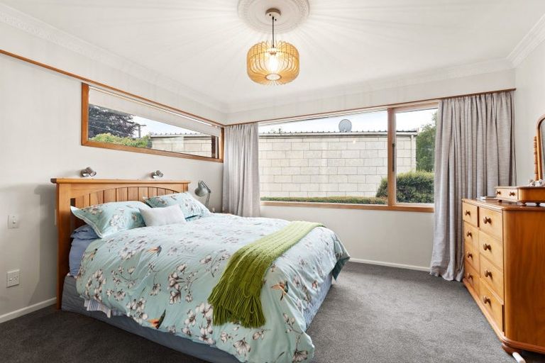 Photo of property in 15 Derwent Street, Helensburgh, Dunedin, 9010