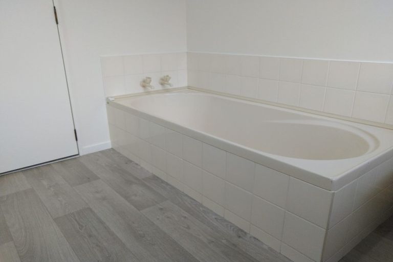 Photo of property in 104a Edgecumbe Road, Tauranga South, Tauranga, 3112