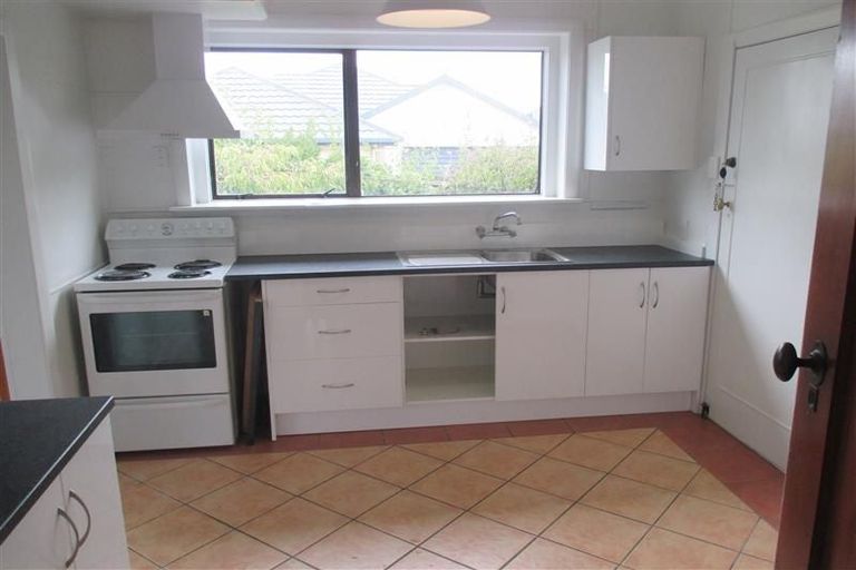 Photo of property in 2/24 Newnham Terrace, Upper Riccarton, Christchurch, 8041