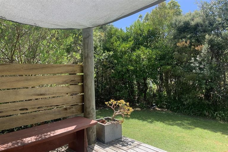 Photo of property in 17 Oruawharo Road, Topuni, Wellsford, 0975