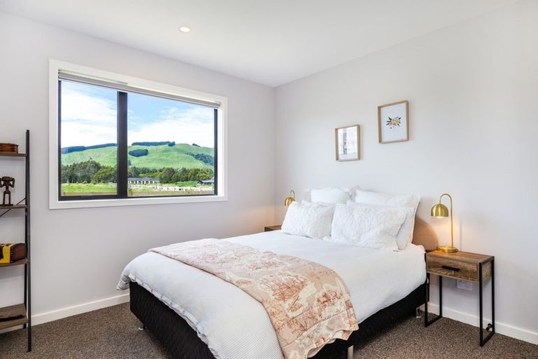 Photo of property in 7 Kanuka Grove, Kinloch, Taupo, 3377