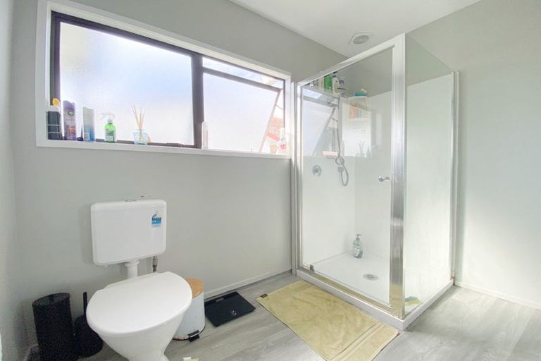 Photo of property in 3/11 Barneys Farm Road, Clendon Park, Auckland, 2103