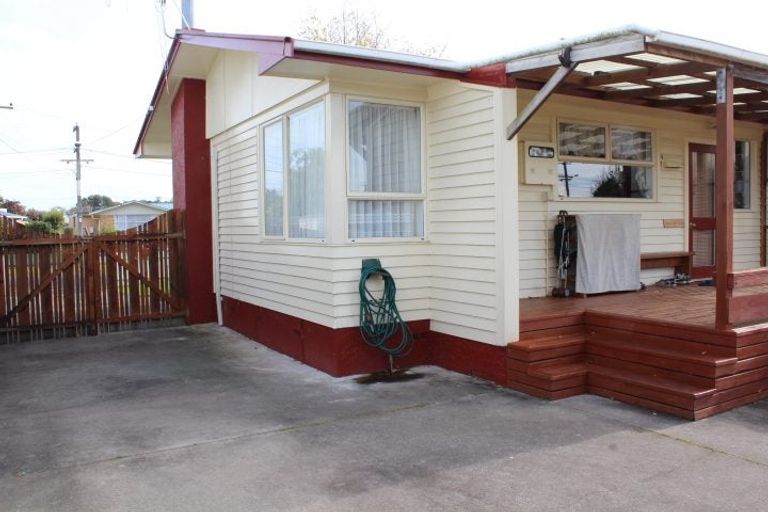 Photo of property in 24 Dalesford Street, Silverdale, Hamilton, 3216