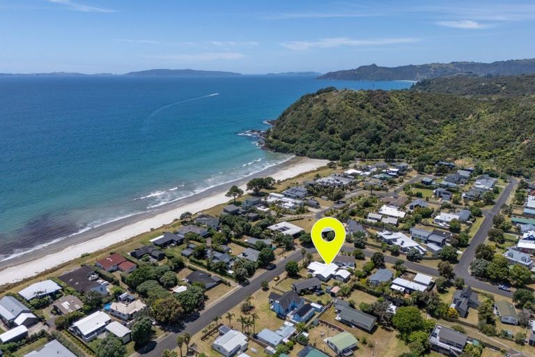 Photo of property in 203 Kenwood Drive, Matarangi, Whitianga, 3592