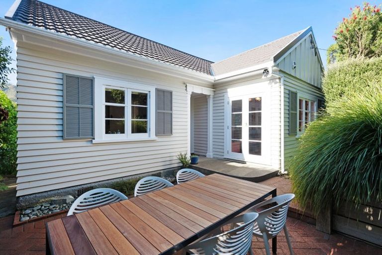 Photo of property in 36 Motueka Street, Ngaio, Wellington, 6035
