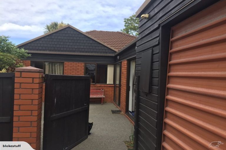 Photo of property in 4/8 Angela Street, Upper Riccarton, Christchurch, 8041