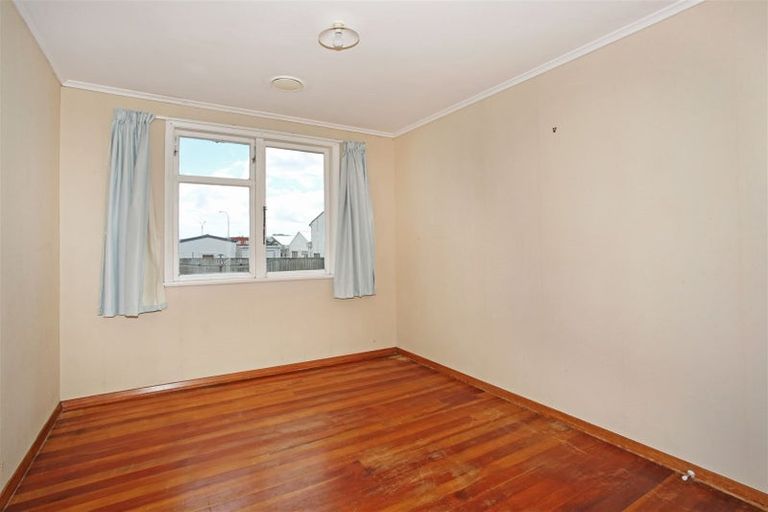 Photo of property in 4 Carr Street, Tuakau, 2121
