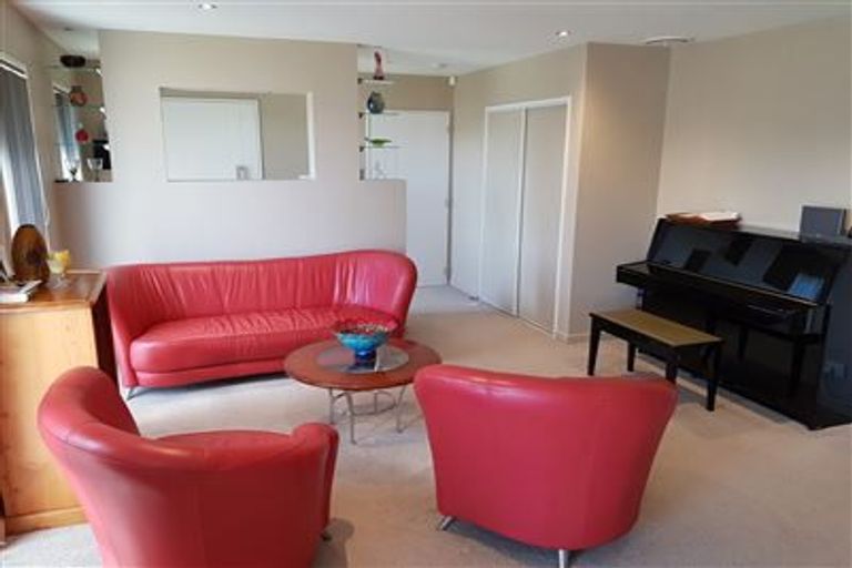 Photo of property in 7 Eyrewell Road, Pegasus, 7612