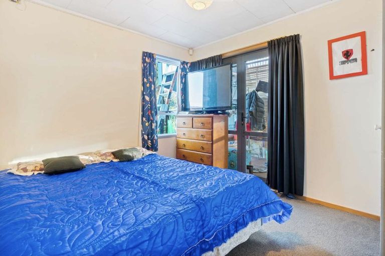 Photo of property in 35 Kindergarten Drive, Conifer Grove, Takanini, 2112