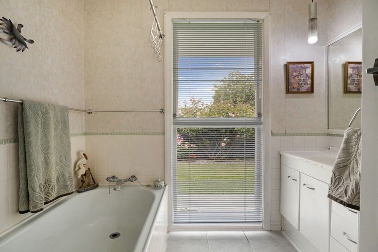 Photo of property in 35 Teesdale Street, Burnside, Christchurch, 8053