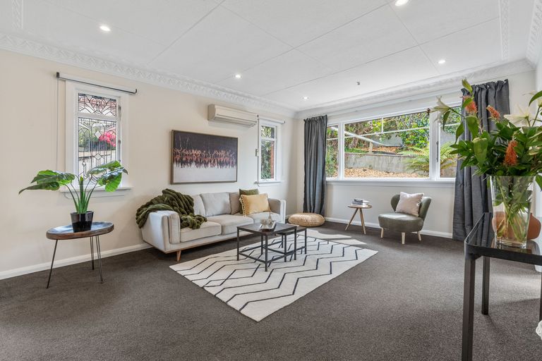 Photo of property in 10 Melrose Street, Roslyn, Dunedin, 9010