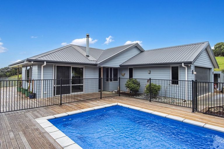 Photo of property in 544 Taraunui Road, Parua Bay, Onerahi, 0192