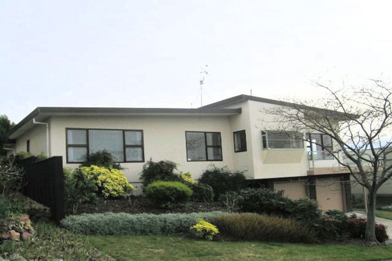 Photo of property in 86 Churchill Drive, Taradale, Napier, 4112