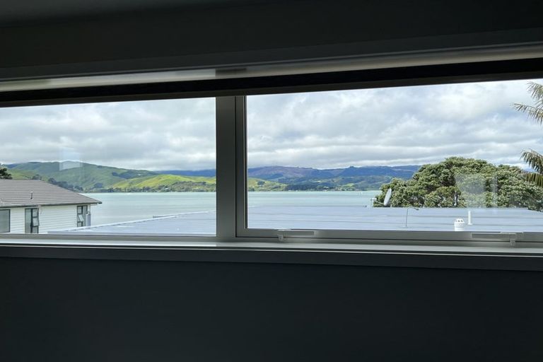 Photo of property in 28b Mana Esplanade, Paremata, Porirua, 5026