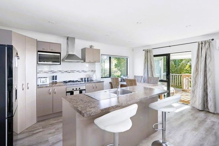 Photo of property in 8a Prospect Terrace, Pukekohe, 2120