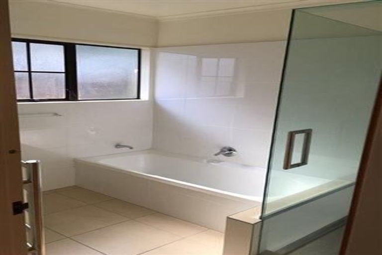 Photo of property in 1/110 Owairaka Avenue, Mount Albert, Auckland, 1025