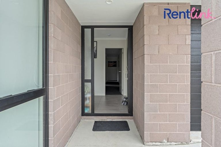 Photo of property in 11 Clover Lane, Pyes Pa, Tauranga, 3112