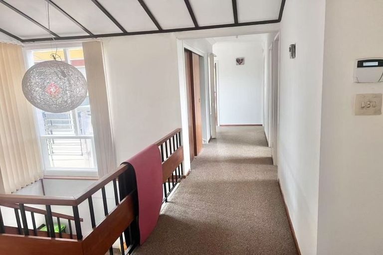 Photo of property in 6 Miramar Place, Pakuranga, Auckland, 2010