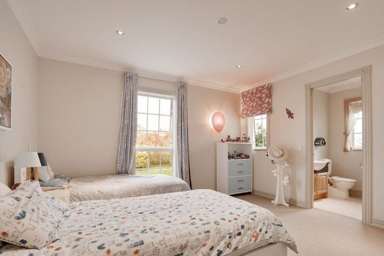 Photo of property in 470 Waitoki Road, Wainui, Silverdale, 0994