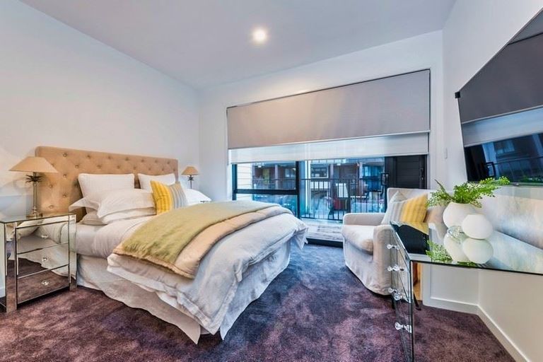 Photo of property in 42 Catalina Bay Drive, Hobsonville, Auckland, 0616