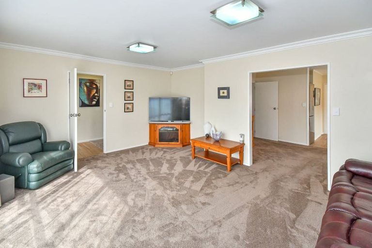 Photo of property in 2/13 Maunu Road, Papatoetoe, Auckland, 2025