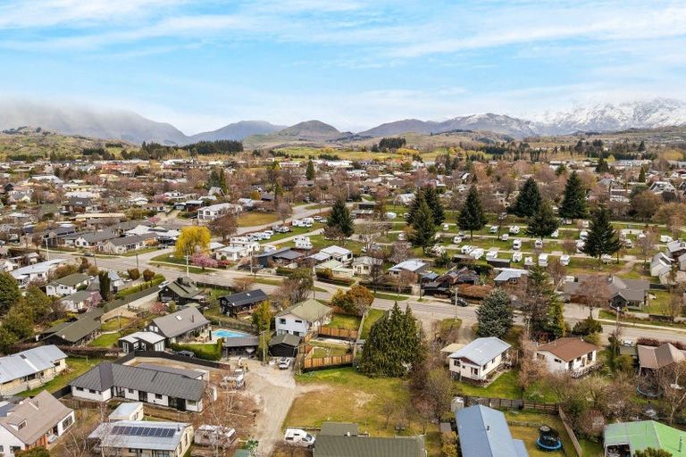 Photo of property in 5 Payne Place, Arrowtown, 9302