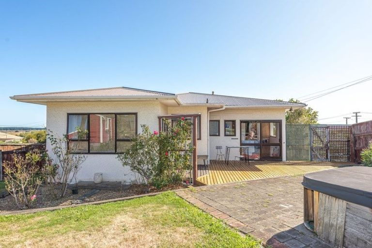 Photo of property in 11 Windsor Terrace, Durie Hill, Whanganui, 4500