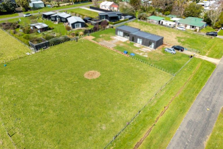 Photo of property in 120 Fergusson Street, Woodville, 4920