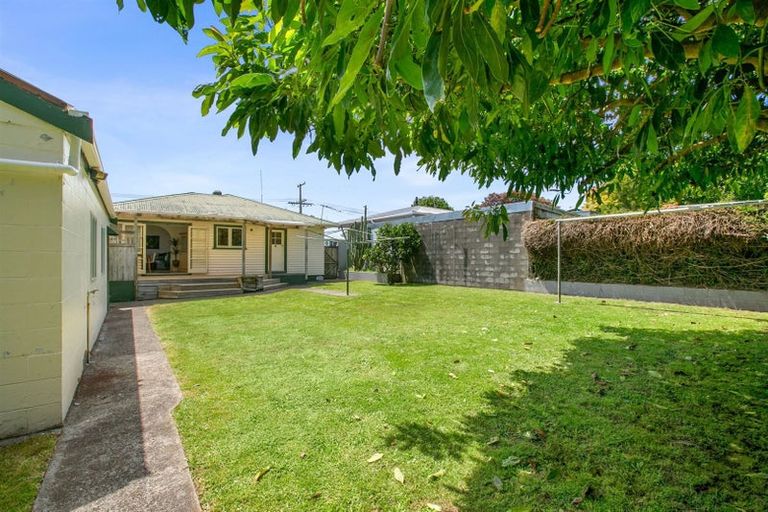 Photo of property in 326 Frankley Road, Ferndale, New Plymouth, 4310