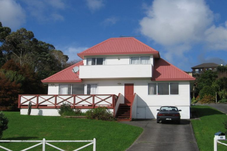 Photo of property in 41 Esther Place, Red Beach, 0932
