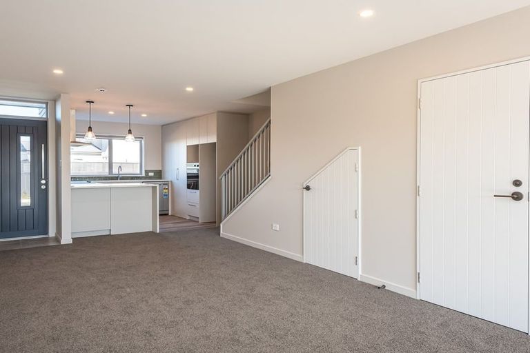 Photo of property in 5 Kakapo Lane, Redwood, Christchurch, 8051