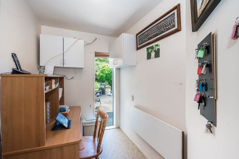 Photo of property in 20 Freyberg Crescent, Waikanae Beach, Waikanae, 5036