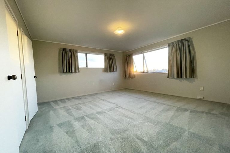 Photo of property in 1/9 Delamare Court, Sunnynook, Auckland, 0632