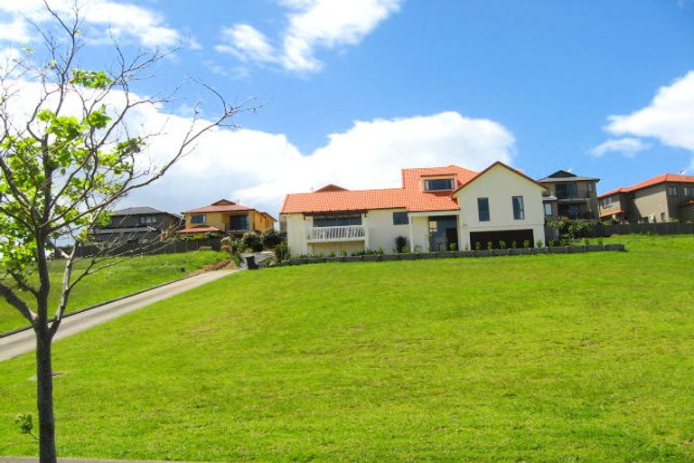 Photo of property in 35 Voyager Drive, Gulf Harbour, Whangaparaoa, 0930