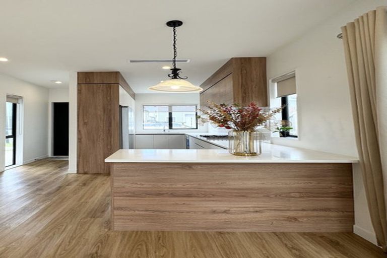 Photo of property in 36 Greenfinch Road, Hobsonville, Auckland, 0616