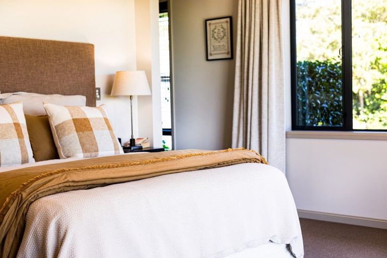 Photo of property in 195 Batty Road, Kingseat, Papakura, 2580