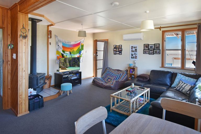 Photo of property in 15 Hunter Crescent, Twizel, 7901