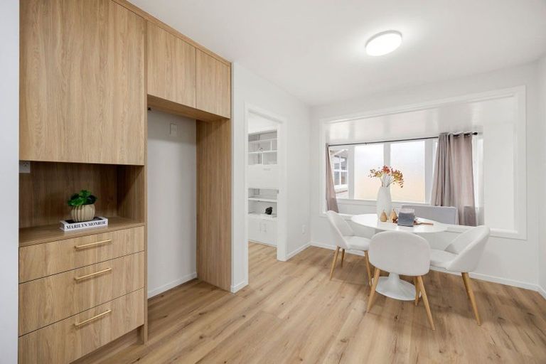 Photo of property in 35 Sandwich Road, St Andrews, Hamilton, 3200