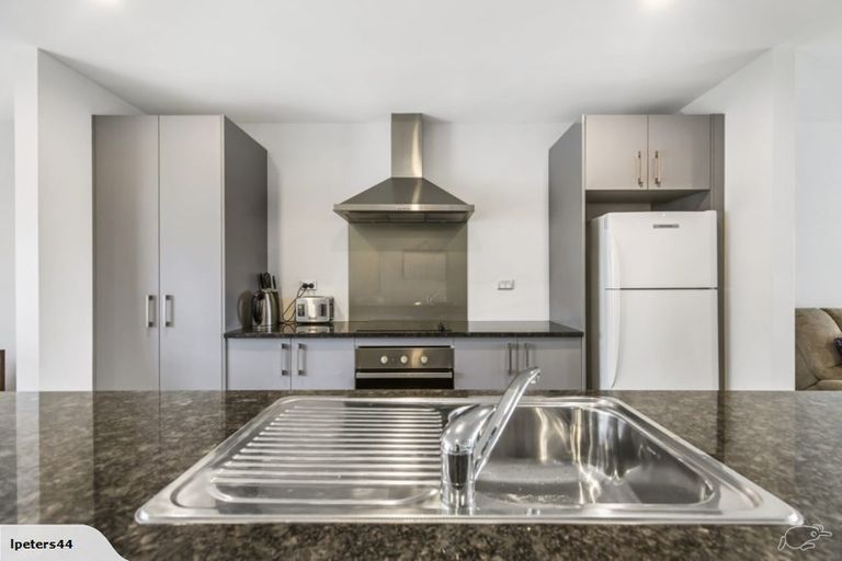 Photo of property in 90 Arion Road, Takanini, 2112