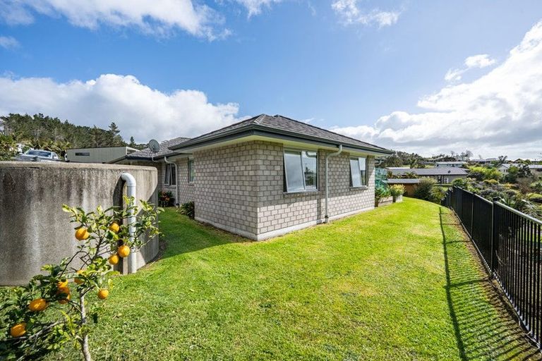 Photo of property in 28 Kahu Drive, Mangawhai, 0505
