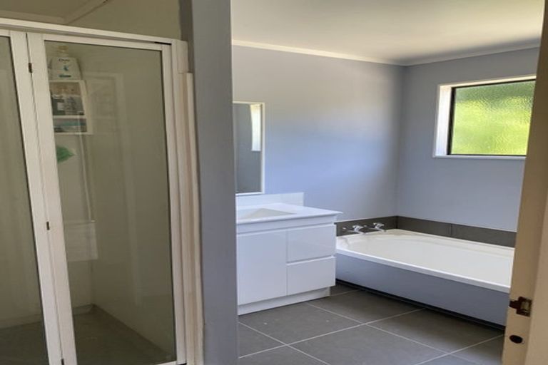 Photo of property in 7b Tregony Place, Camborne, Porirua, 5026