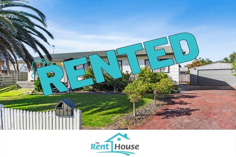 Photo of property in 42 Pinehurst Place, Wattle Downs, Auckland, 2103