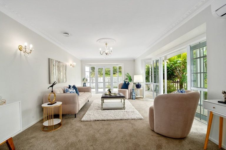 Photo of property in 10/199 Birdwood Road, Massey, Auckland, 0614