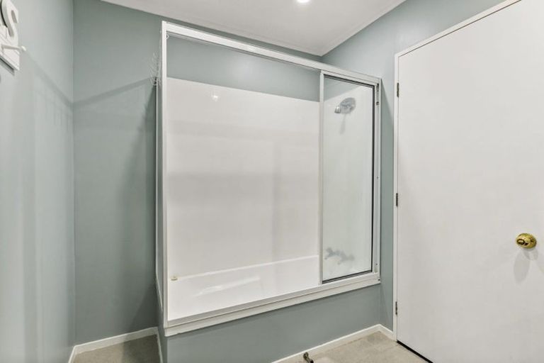 Photo of property in 63 Pooks Road, Ranui, Auckland, 0612