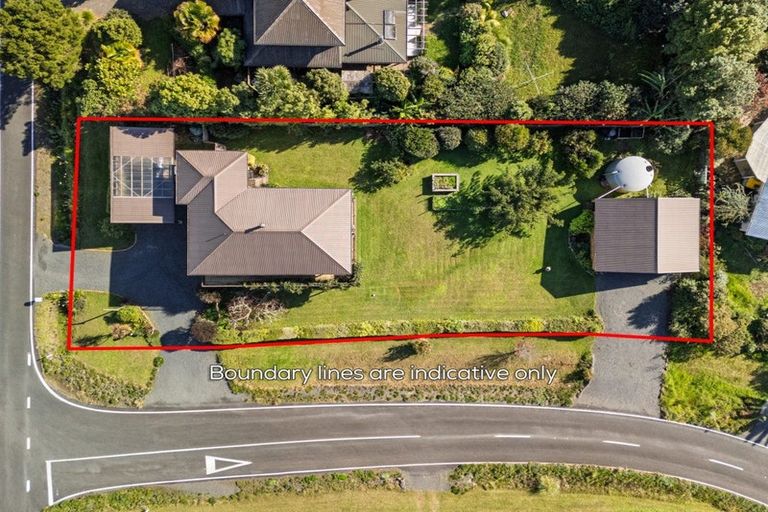 Photo of property in 45 Rangitane Loop Road, Kerikeri, 0294