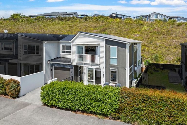 Photo of property in 33 Sanremo Lane, Stanmore Bay, Whangaparaoa, 0932